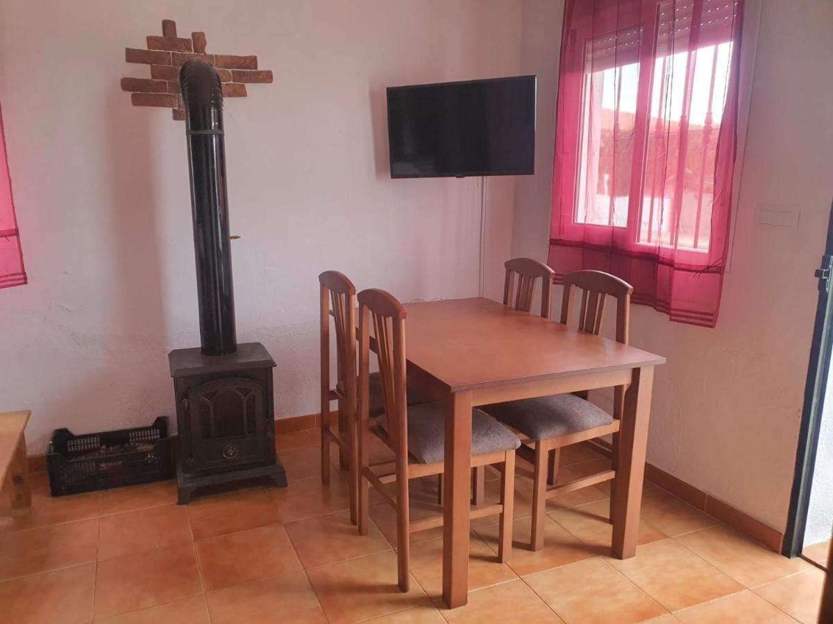Apartamentos Rurales Navalandrino Cala Екстер'єр фото